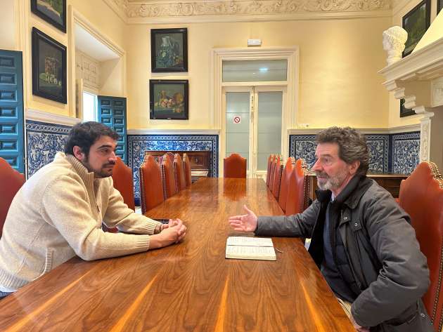 Reunión del concejal de Sostenibilidad Ambiental con el vicerrector del IE