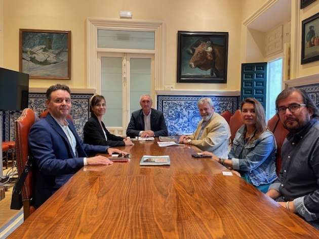 Reunión con la familia de Pagola