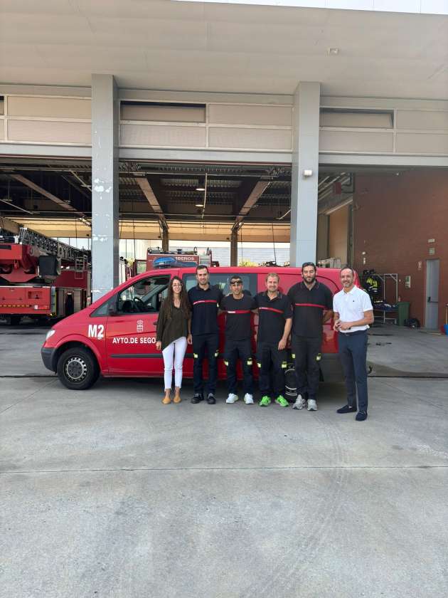 Los bomberos de Segovia seguirán trabajando en los incendios de León
