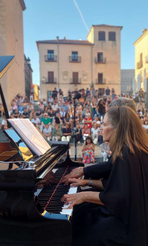 Pianos en los barrios San Martín