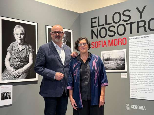 La fotógrafa Sofía Moro expone en la Alhóndiga sus dos trabajos más emblemáticos