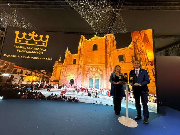 El alcalde de Segovia presenta en FITUR “Isabel, la Proclamación” como una marca cultural sólida